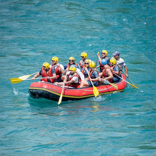 Γέφυρα Πλάκας και ποτάμι Άραχθος